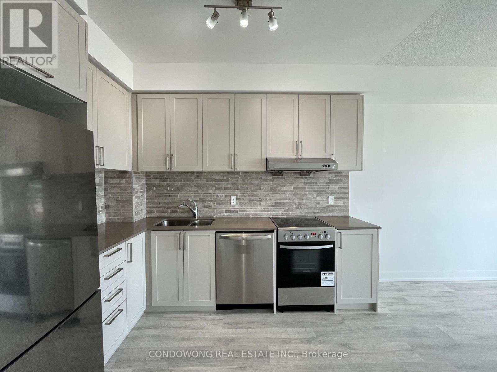 627w - 268 Buchanan Drive, Markham (Unionville), Ontario  L3R 8G9 - Photo 2 - N12906416