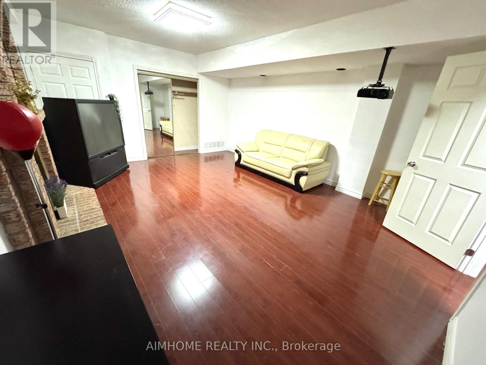 38 Lee (Basement) Avenue, Markham (Milliken Mills East), Ontario  L3R 8G4 - Photo 18 - N12906442