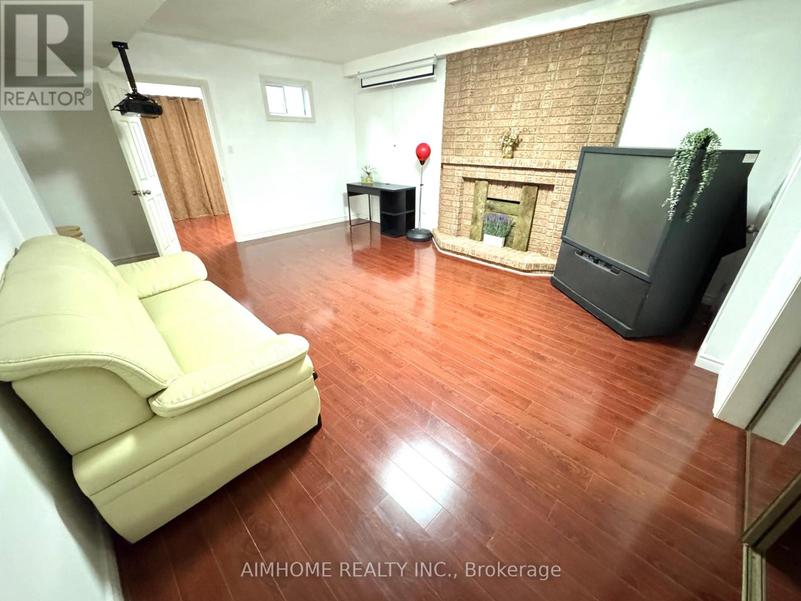 38 Lee (Basement) Avenue, Markham (Milliken Mills East), Ontario  L3R 8G4 - Photo 19 - N12906442