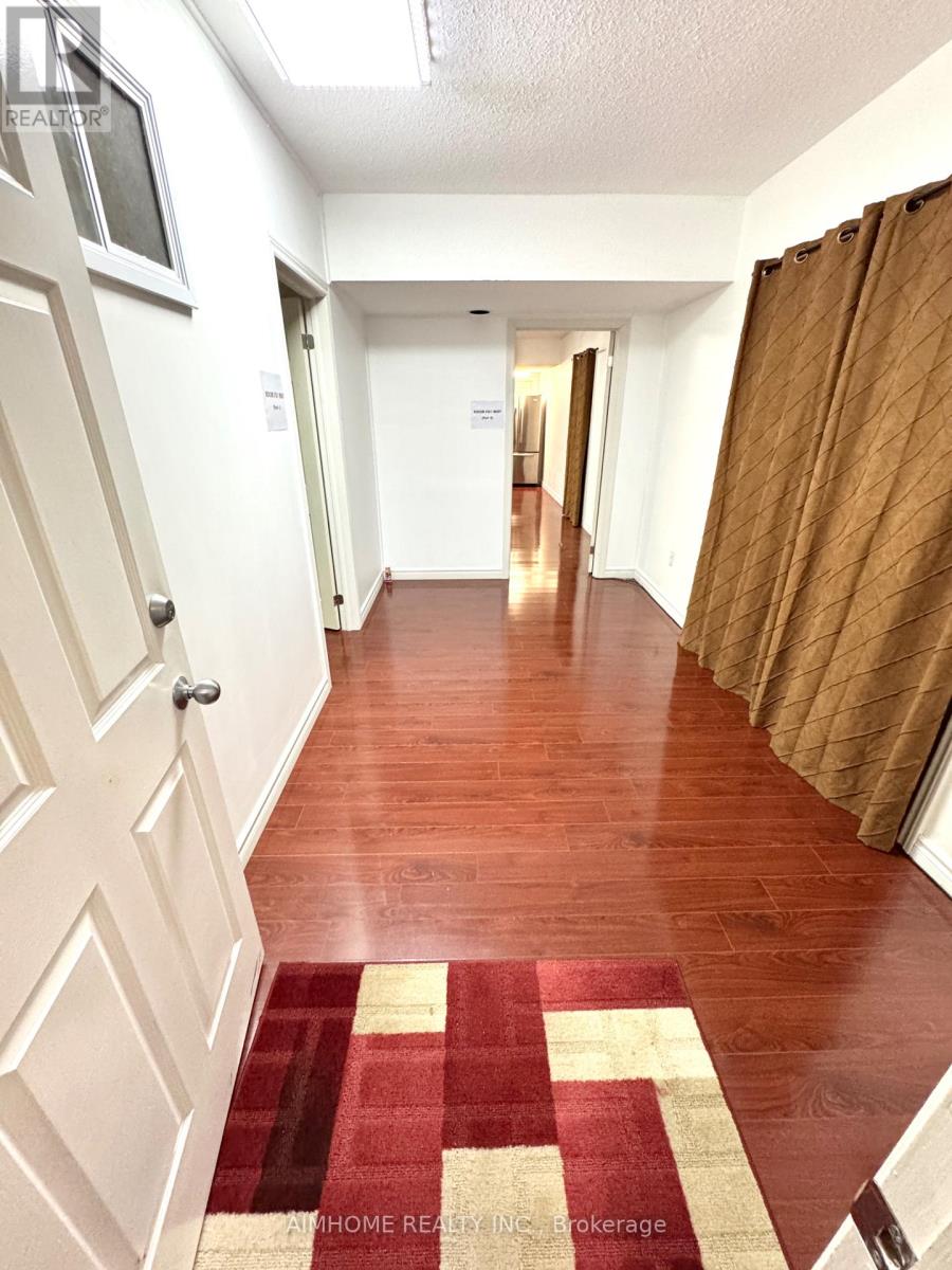 38 Lee (Basement) Avenue, Markham (Milliken Mills East), Ontario  L3R 8G4 - Photo 7 - N12906442