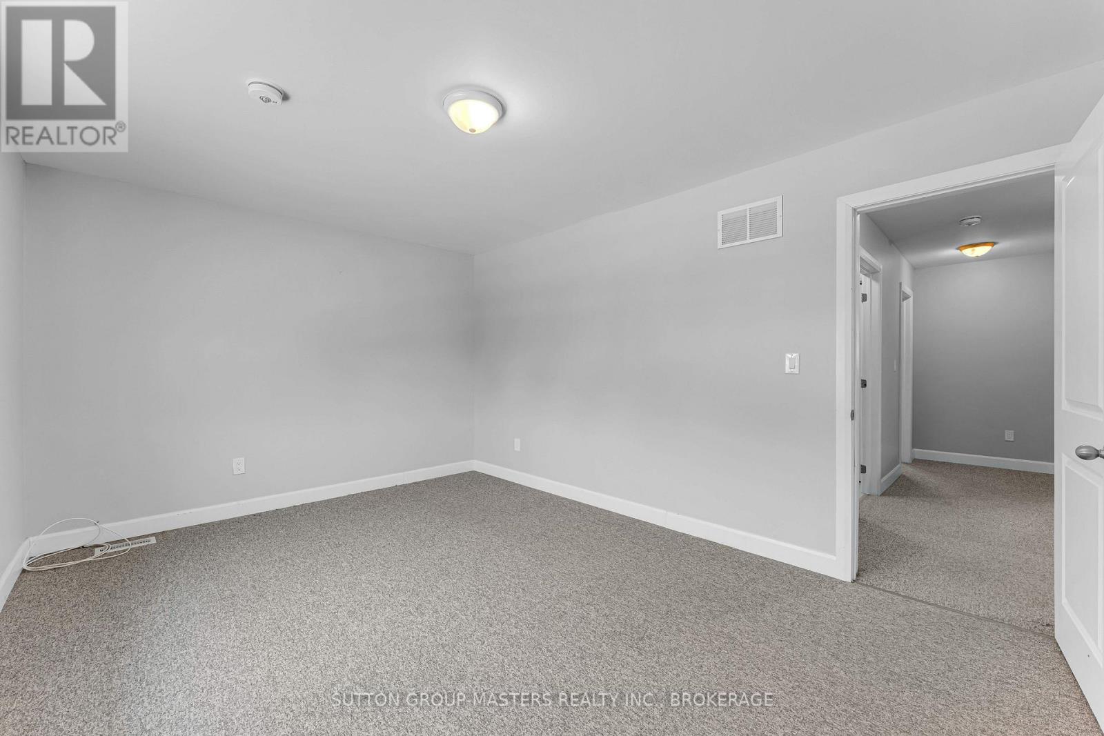 68 Hickory Street, Gananoque, Ontario  K7G 2P5 - Photo 21 - X12871296