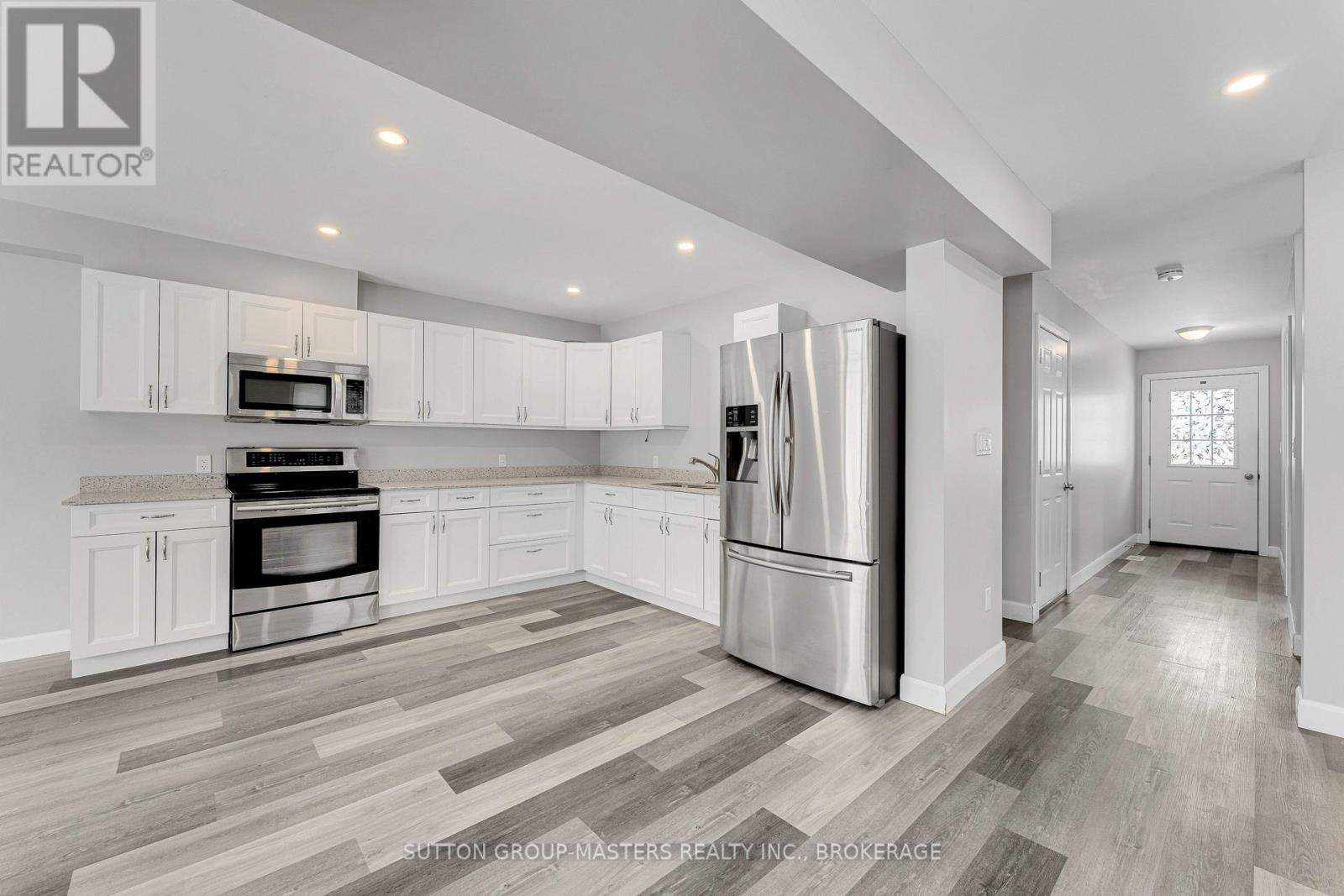 68 Hickory Street, Gananoque, Ontario  K7G 2P5 - Photo 11 - X12871296