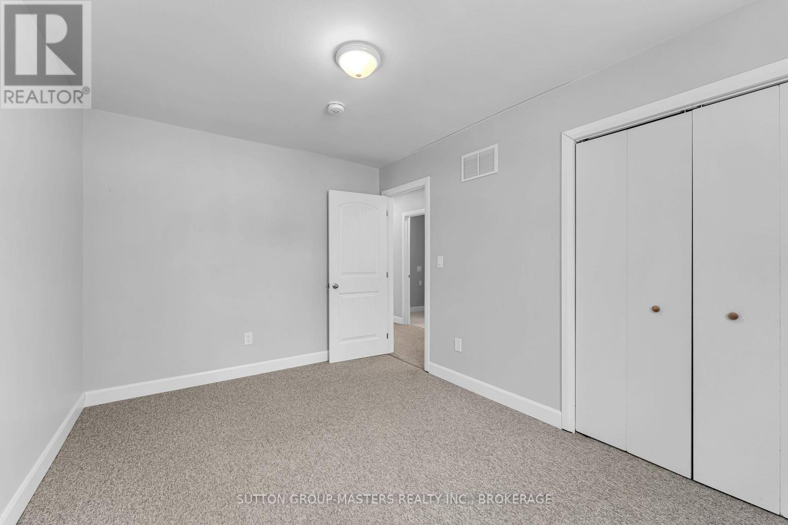 68 Hickory Street, Gananoque, Ontario  K7G 2P5 - Photo 30 - X12871296