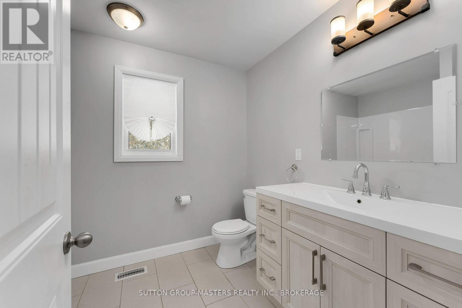 68 Hickory Street, Gananoque, Ontario  K7G 2P5 - Photo 33 - X12871296