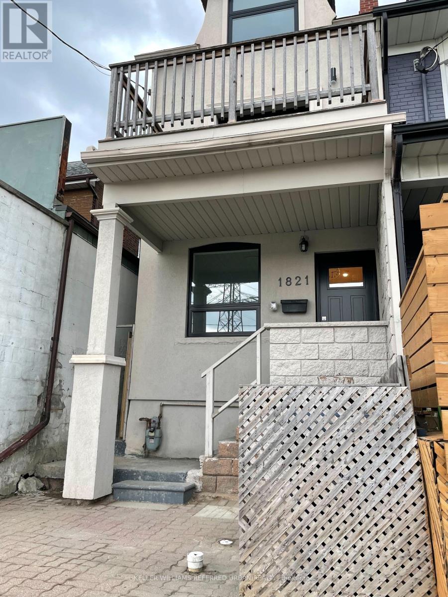 Main - 1821 Davenport Road, Toronto, Ontario  M6N 1B8 - Photo 11 - W12906454