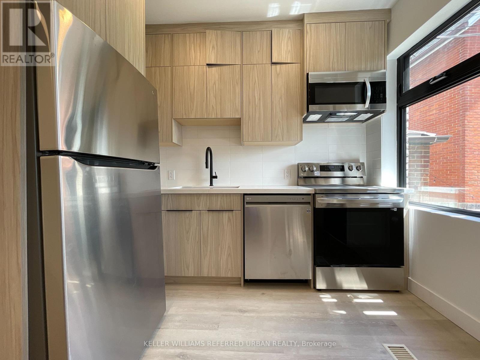 Main - 1821 Davenport Road, Toronto, Ontario  M6N 1B8 - Photo 2 - W12906454