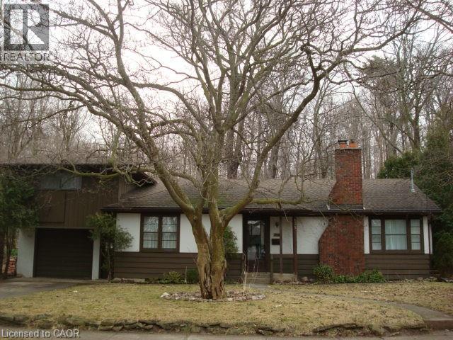 135 GLENFOREST Road, Cambridge, Ontario