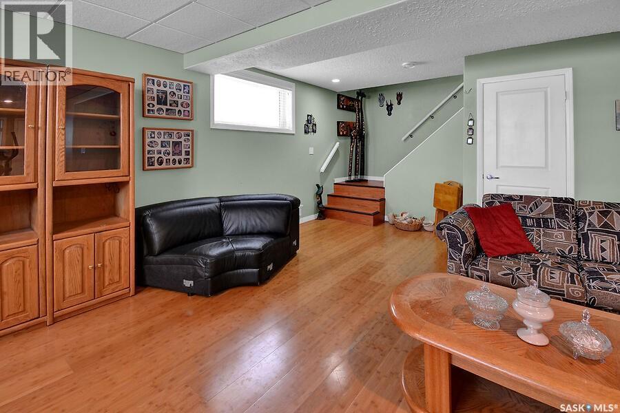 107 3rd Street S, Wakaw, Saskatchewan  S0K 4P0 - Photo 21 - SK030809