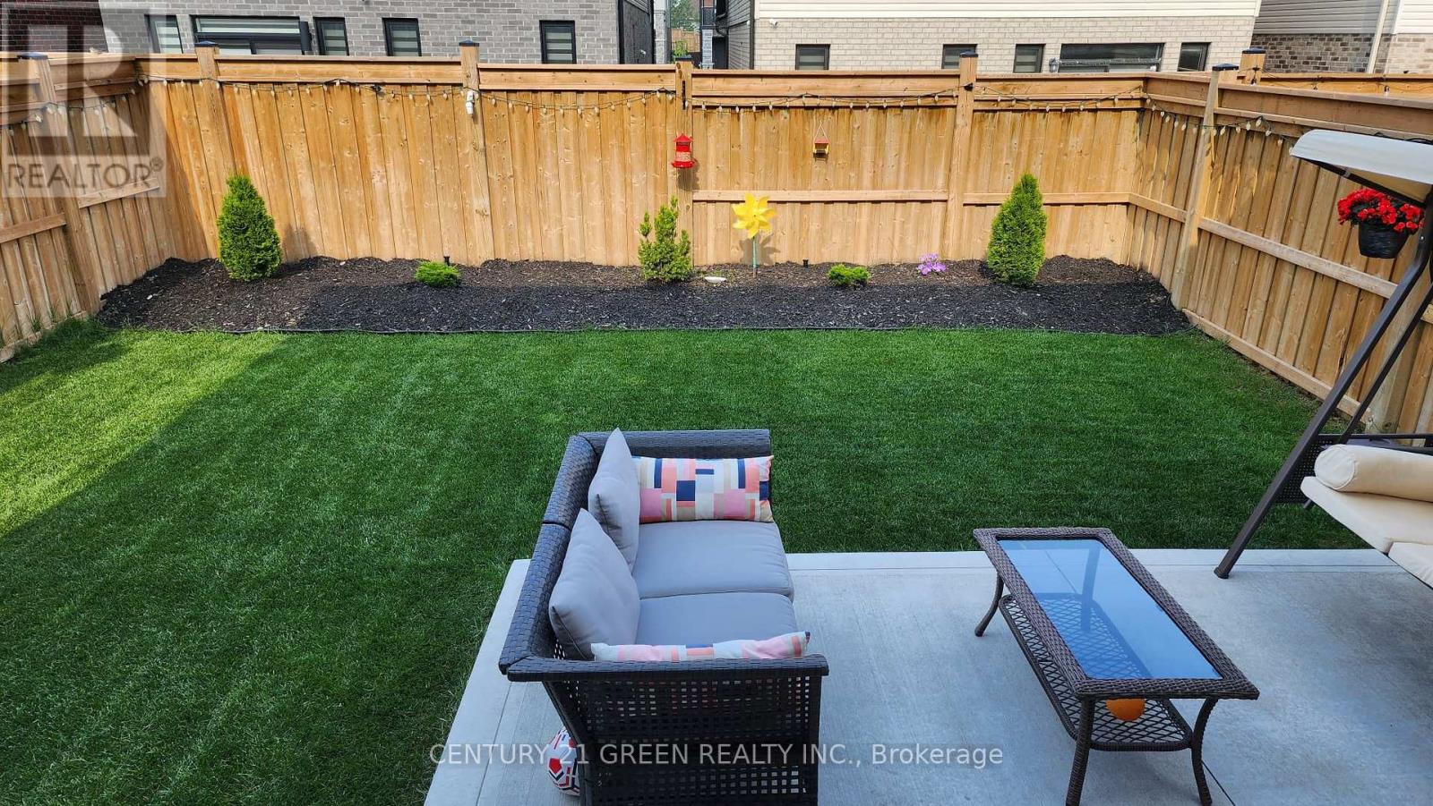 147 Ian Ormston Drive, Kitchener, Ontario  N2P 0K3 - Photo 13 - X12906406