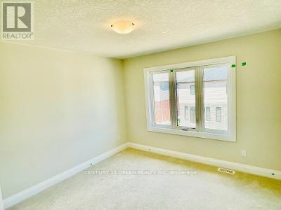 147 Ian Ormston Drive, Kitchener, Ontario  N2P 0K3 - Photo 9 - X12906406