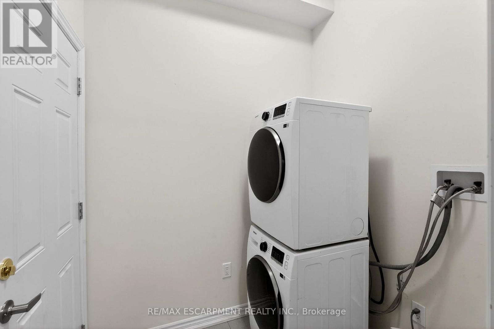 11 Frontier Drive, Thorold, Ontario  L2V 0K3 - Photo 27 - X12906410