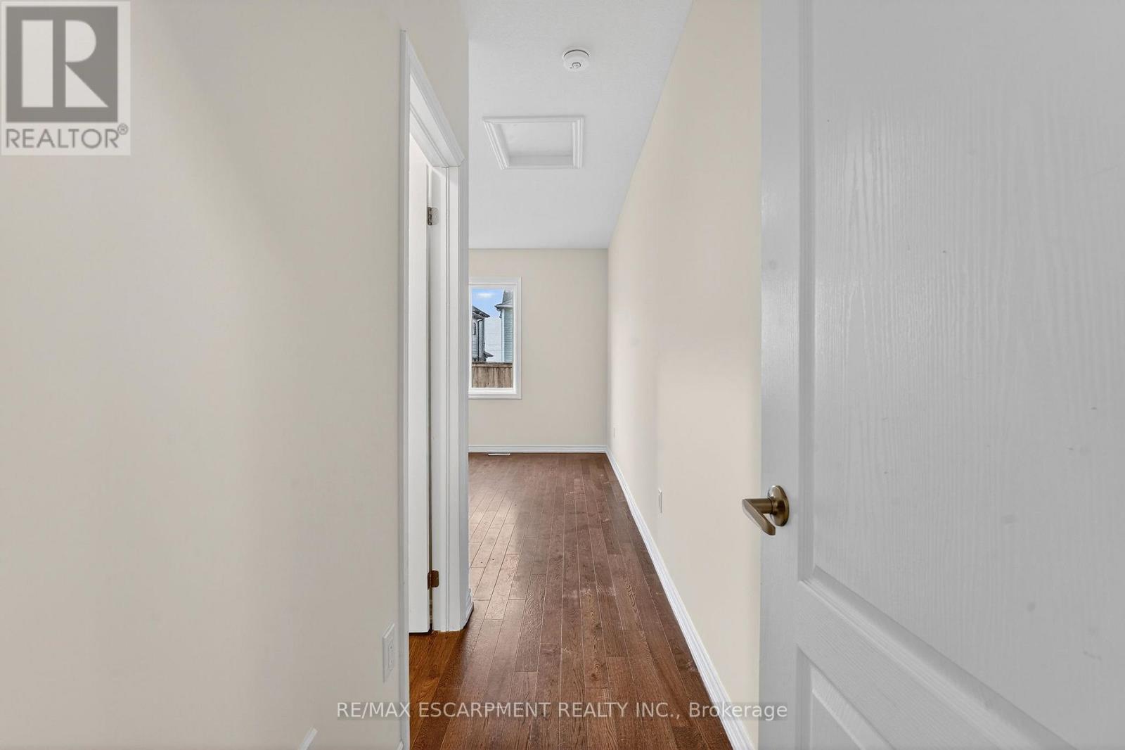 11 Frontier Drive, Thorold, Ontario  L2V 0K3 - Photo 28 - X12906410