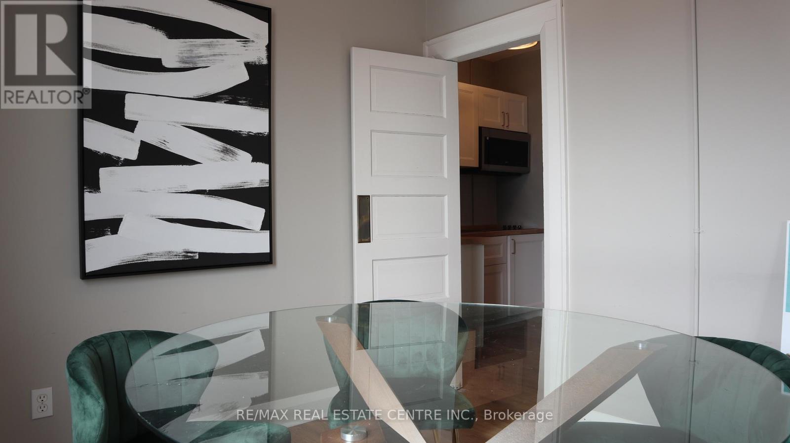 2 - 64 Simcoe Street N, Oshawa, Ontario  L1G 4S2 - Photo 7 - E12790786