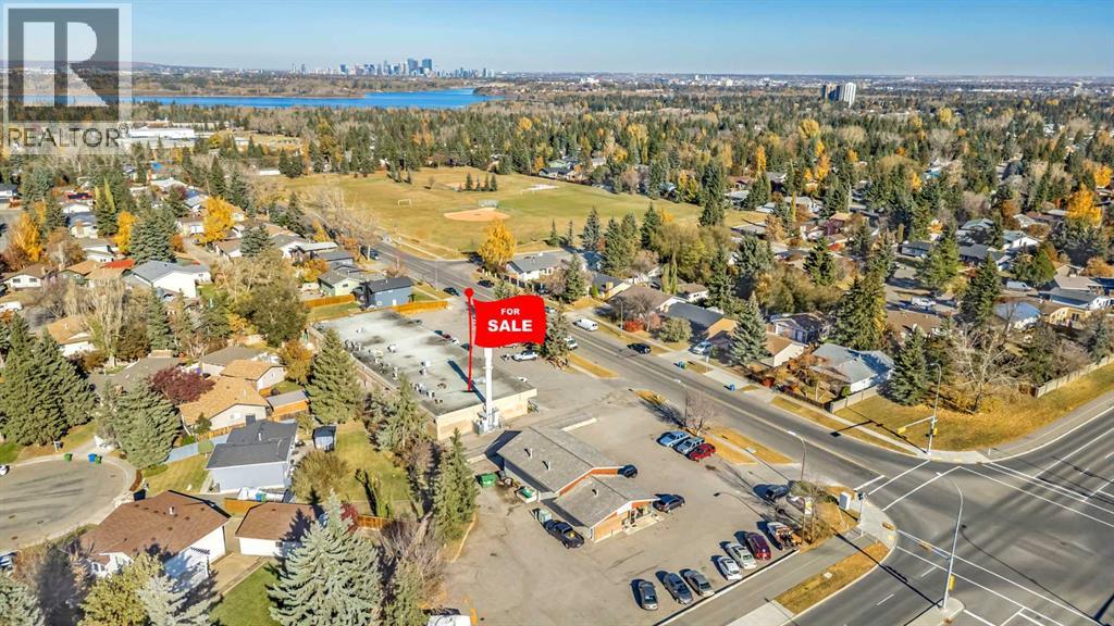 10015 Oakfield Dr Sw, Calgary, Alberta  T2V 1S9 - Photo 4 - A2268329