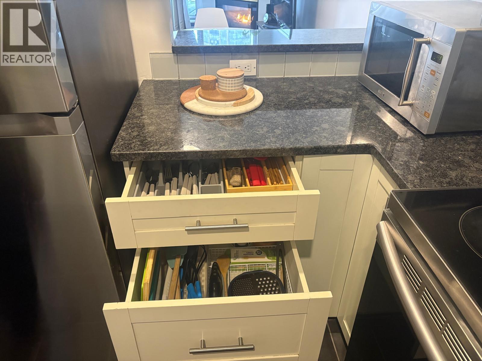 809 555 Abbott Street, Vancouver, British Columbia  V6B 6B9 - Photo 19 - R3101843