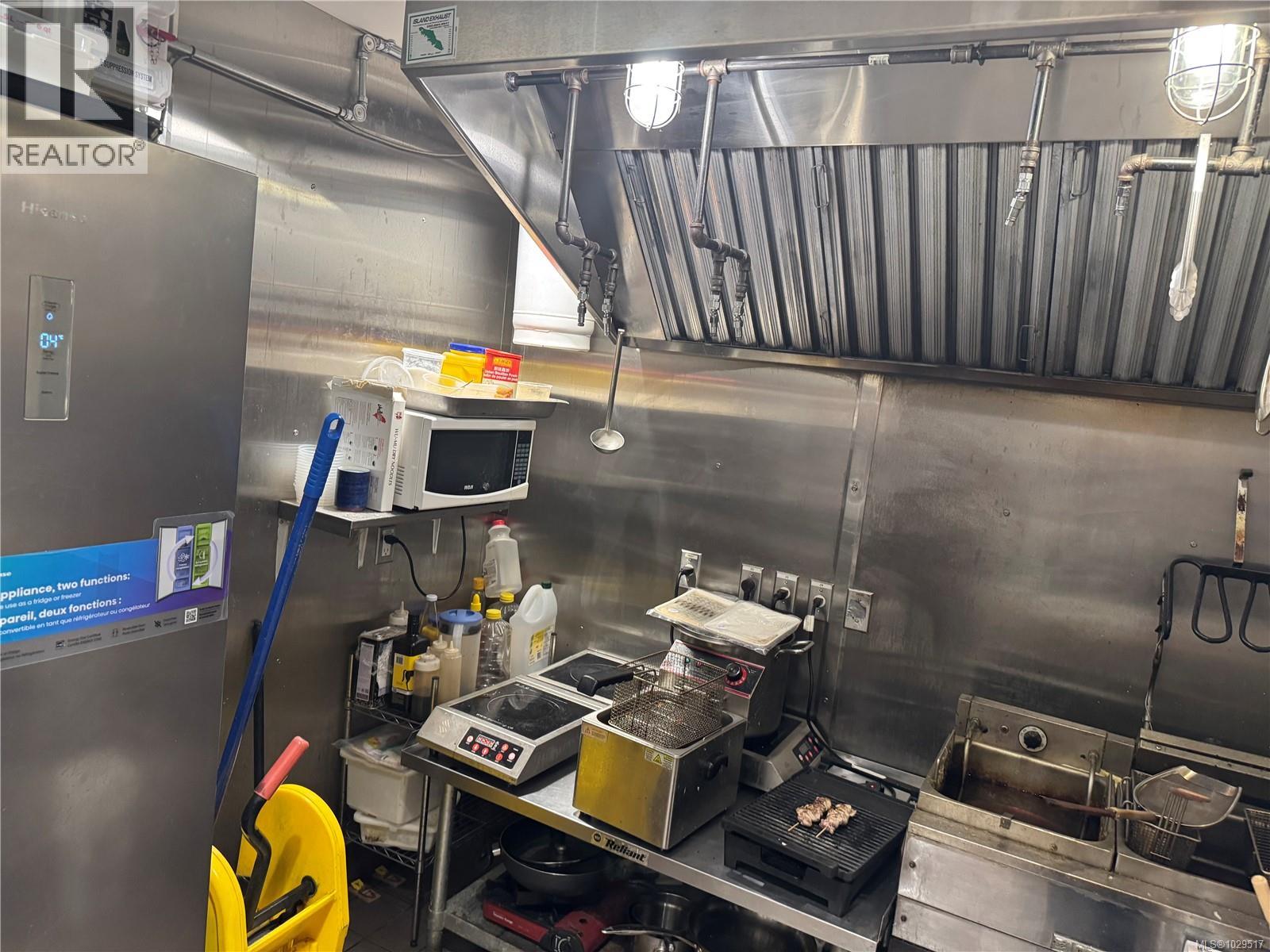 990 Blanshard St, Victoria, British Columbia  V8W 2H3 - Photo 5 - 1029517