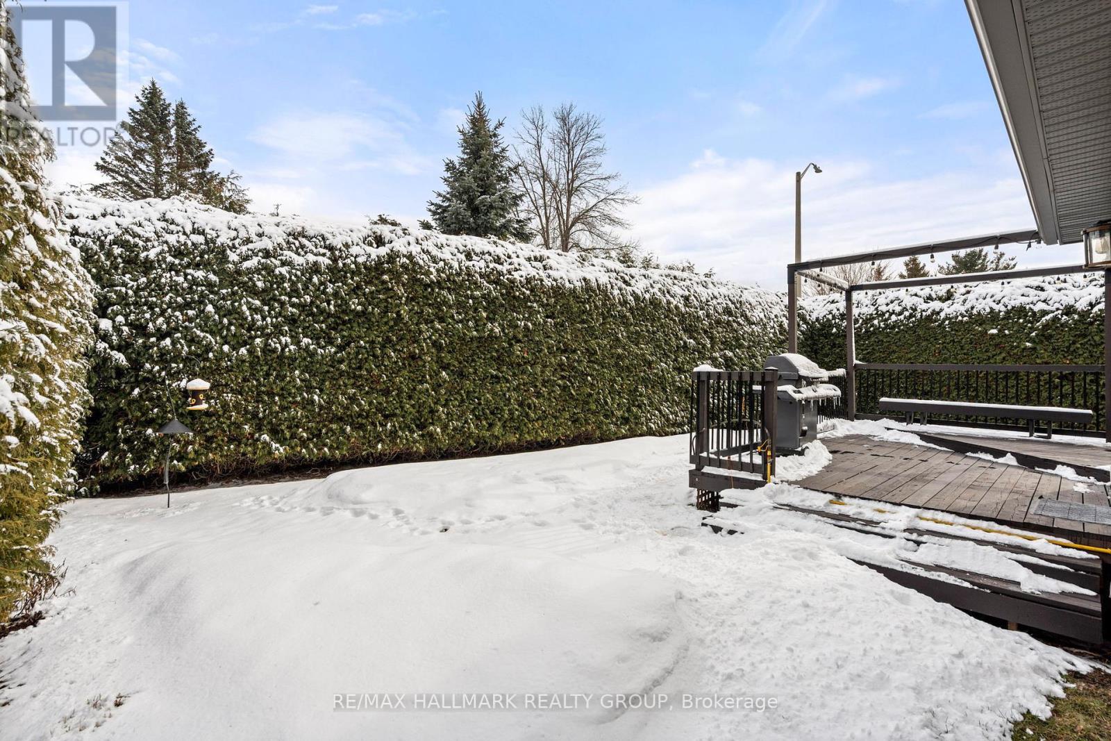 6068 Meadowglen Drive, Ottawa, Ontario  K1C 5R7 - Photo 34 - X12906472