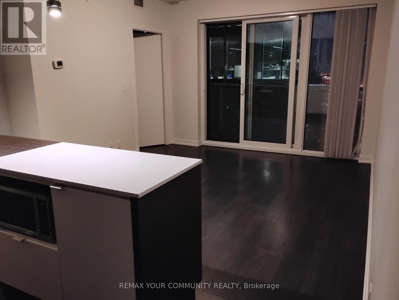 1501 - 100 Harbour Street, Toronto (Waterfront Communities), Ontario  M5J 2T5 - Photo 10 - C12790404