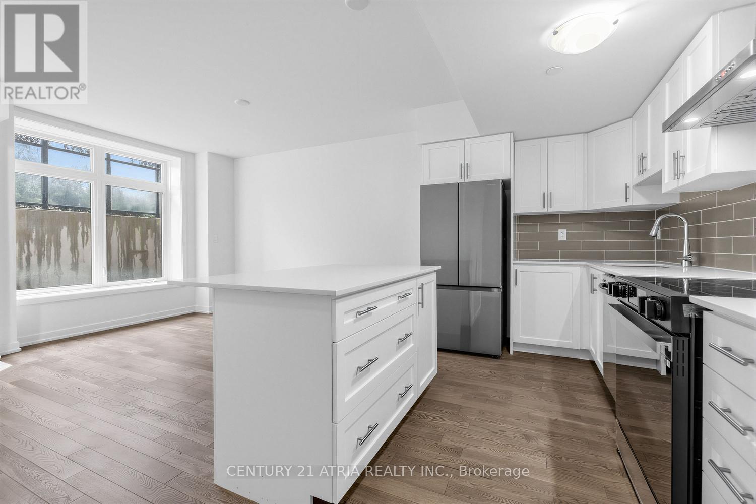 2108 - 58 Elizabeth Street S, Richmond Hill, Ontario  L4C 5W2 - Photo 11 - N12905896