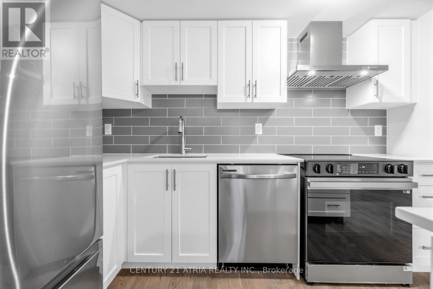 2108 - 58 Elizabeth Street S, Richmond Hill, Ontario  L4C 5W2 - Photo 14 - N12905896