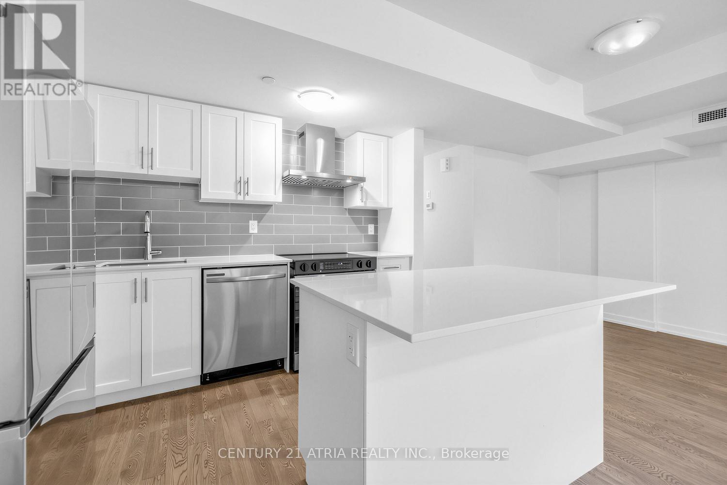 2108 - 58 Elizabeth Street S, Richmond Hill, Ontario  L4C 5W2 - Photo 13 - N12905896