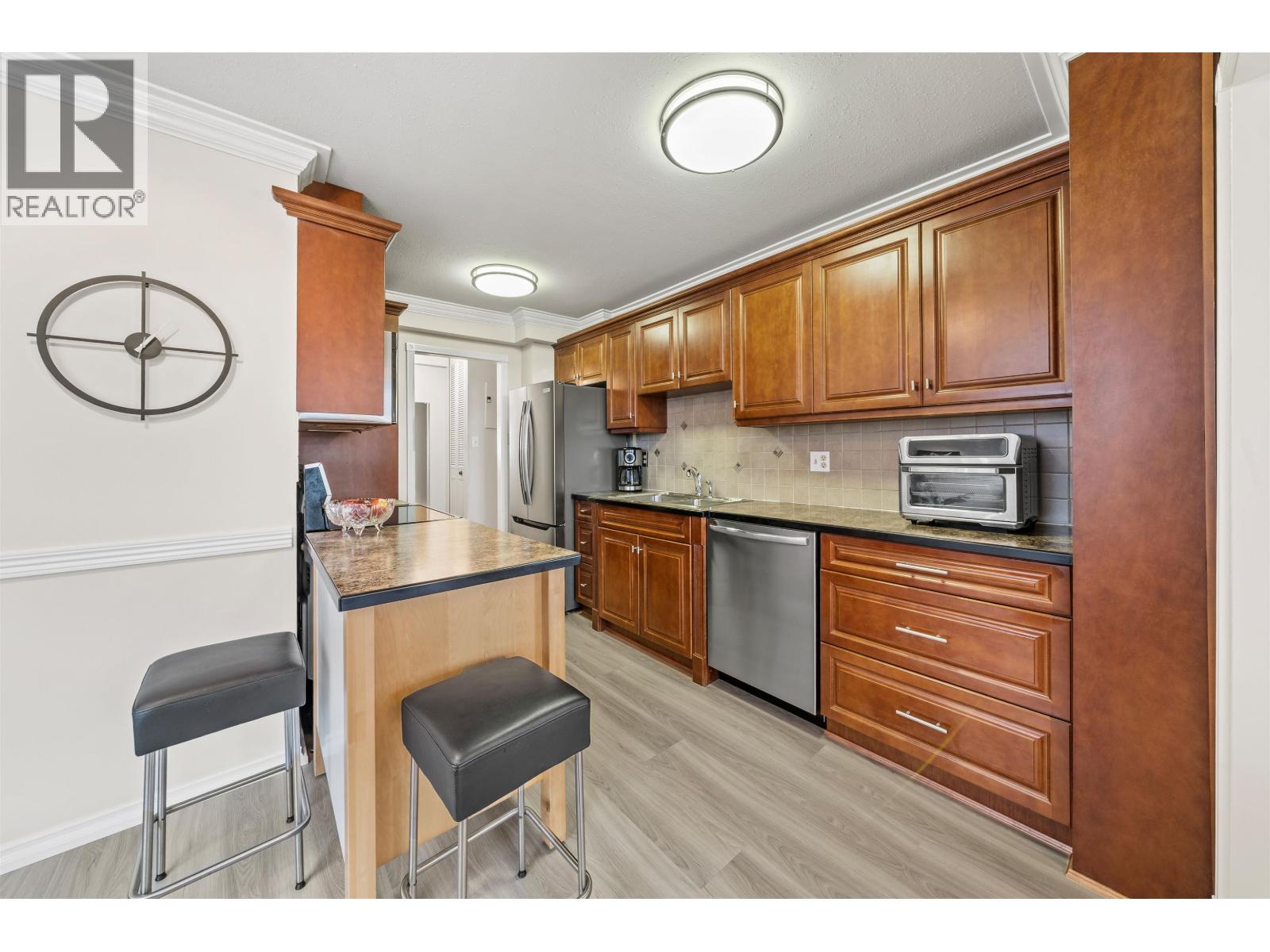 502 710 Seventh Avenue, New Westminster, British Columbia  V3M 5V3 - Photo 10 - R3101217