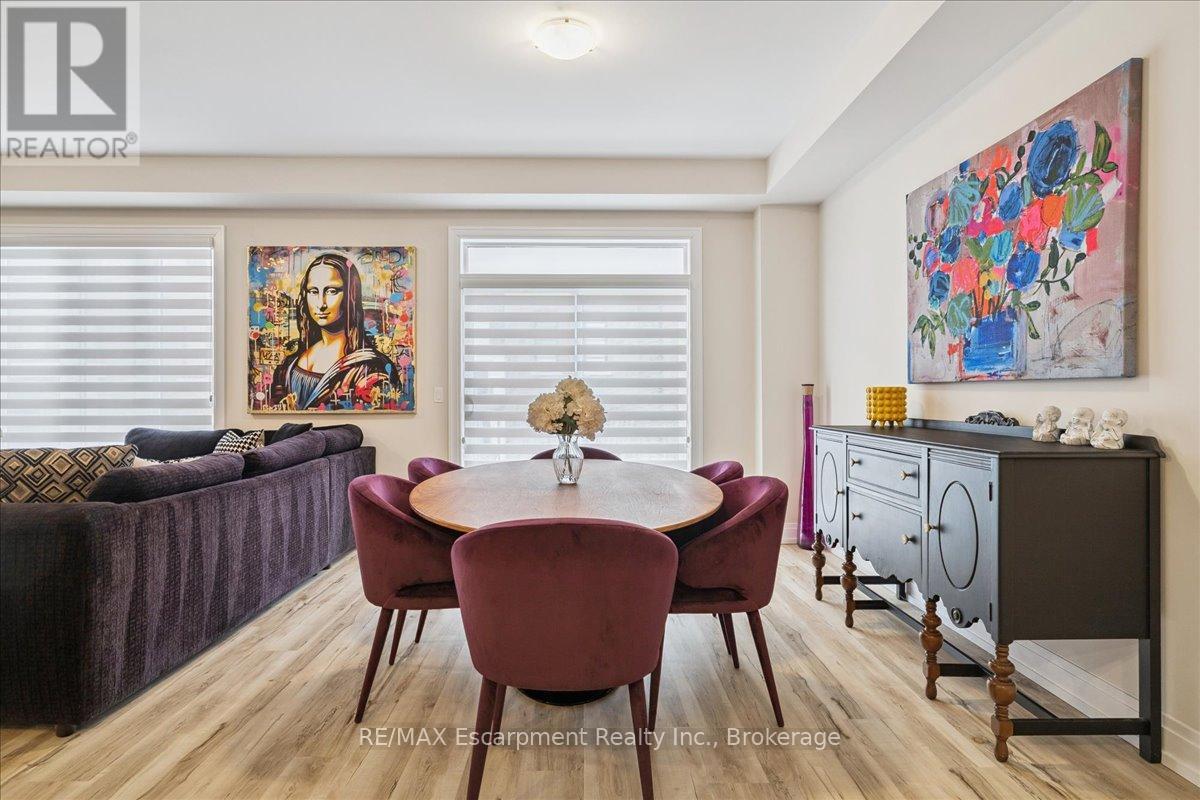 20 Granite Ridge Trail, Hamilton, Ontario  L8B 1Y4 - Photo 11 - X12906110