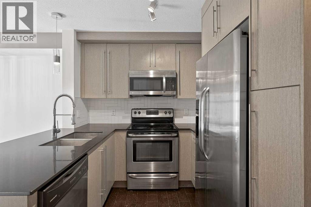 2412, 11 Mahogany Row Se, Calgary, Alberta T3M 0T2 - Photo 9 - A2293240