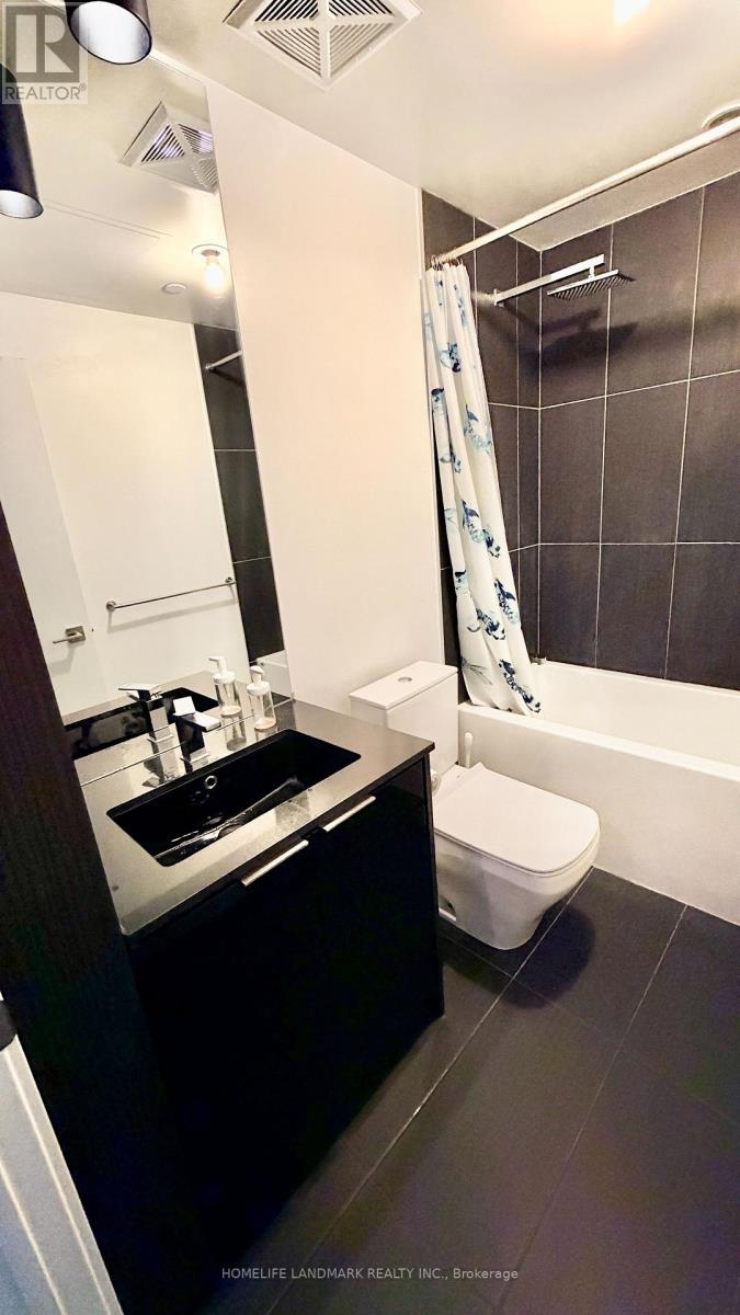 3702 - 70 Temperance Street, Toronto, Ontario  M5H 0B1 - Photo 9 - C12906476