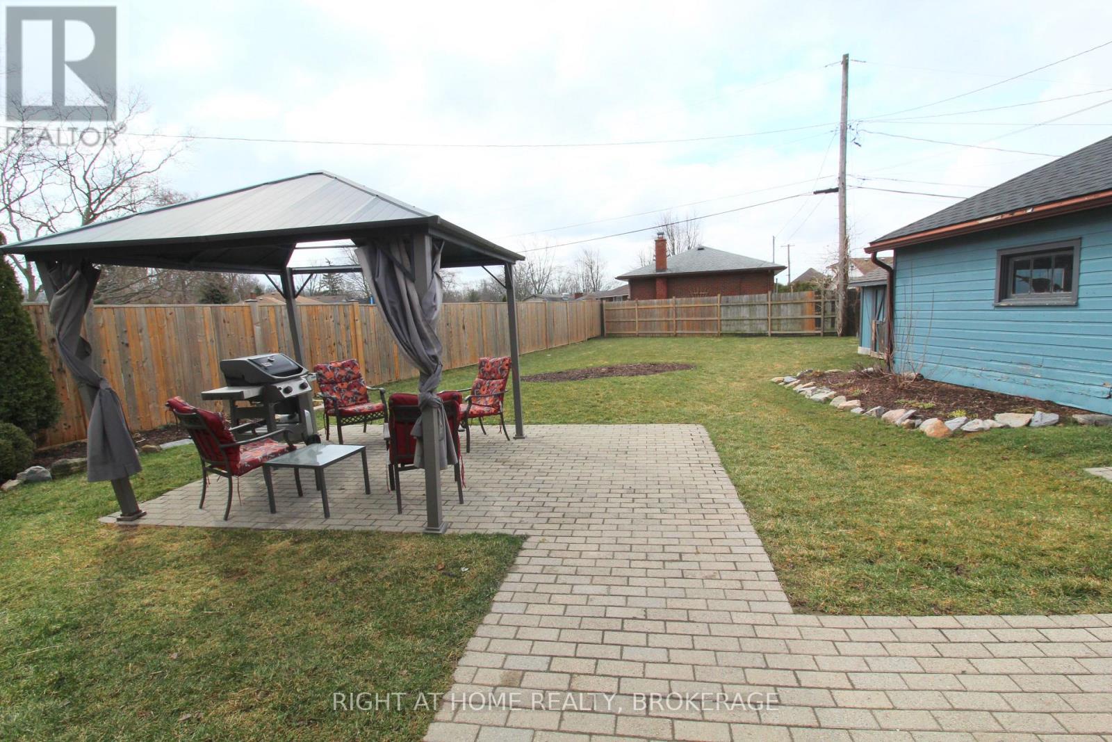 105 Glenwood Parkway, Welland, Ontario  L3B 5M7 - Photo 23 - X12732178