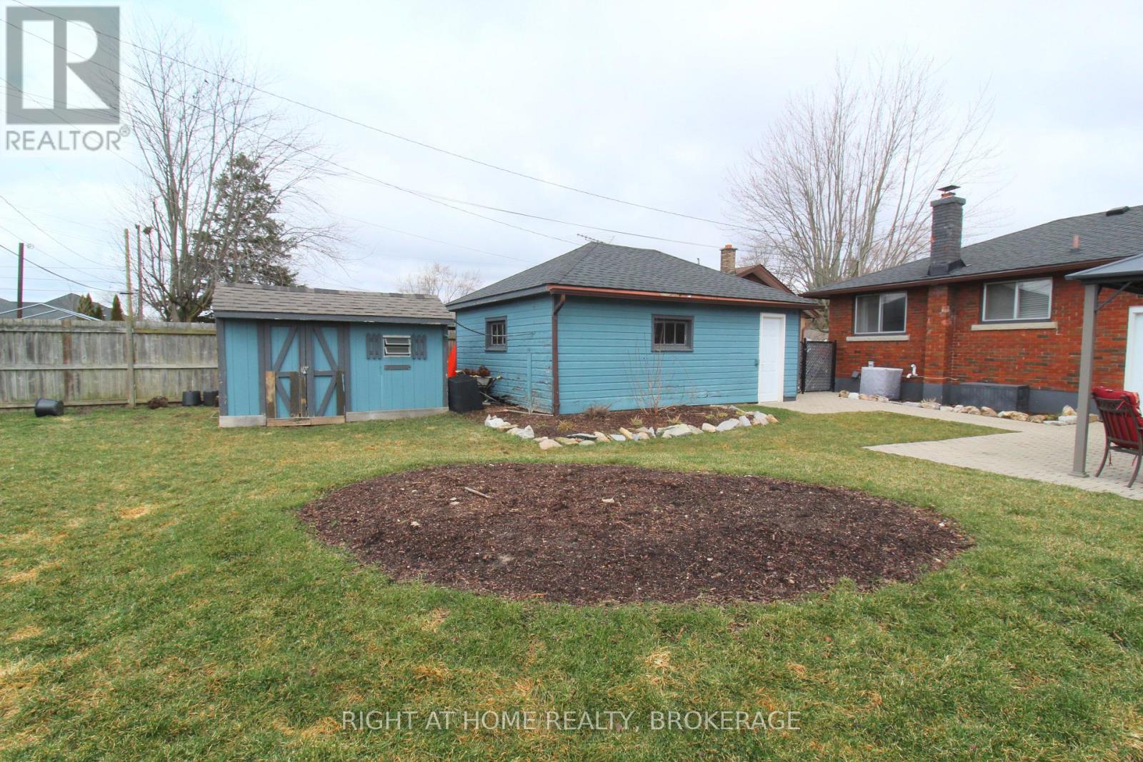 105 Glenwood Parkway, Welland, Ontario  L3B 5M7 - Photo 24 - X12732178