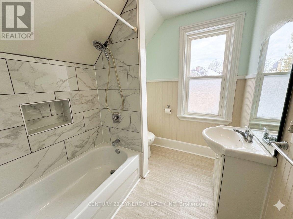 25 Kensington Avenue, Smiths Falls, Ontario  K7A 2K6 - Photo 19 - X12448324