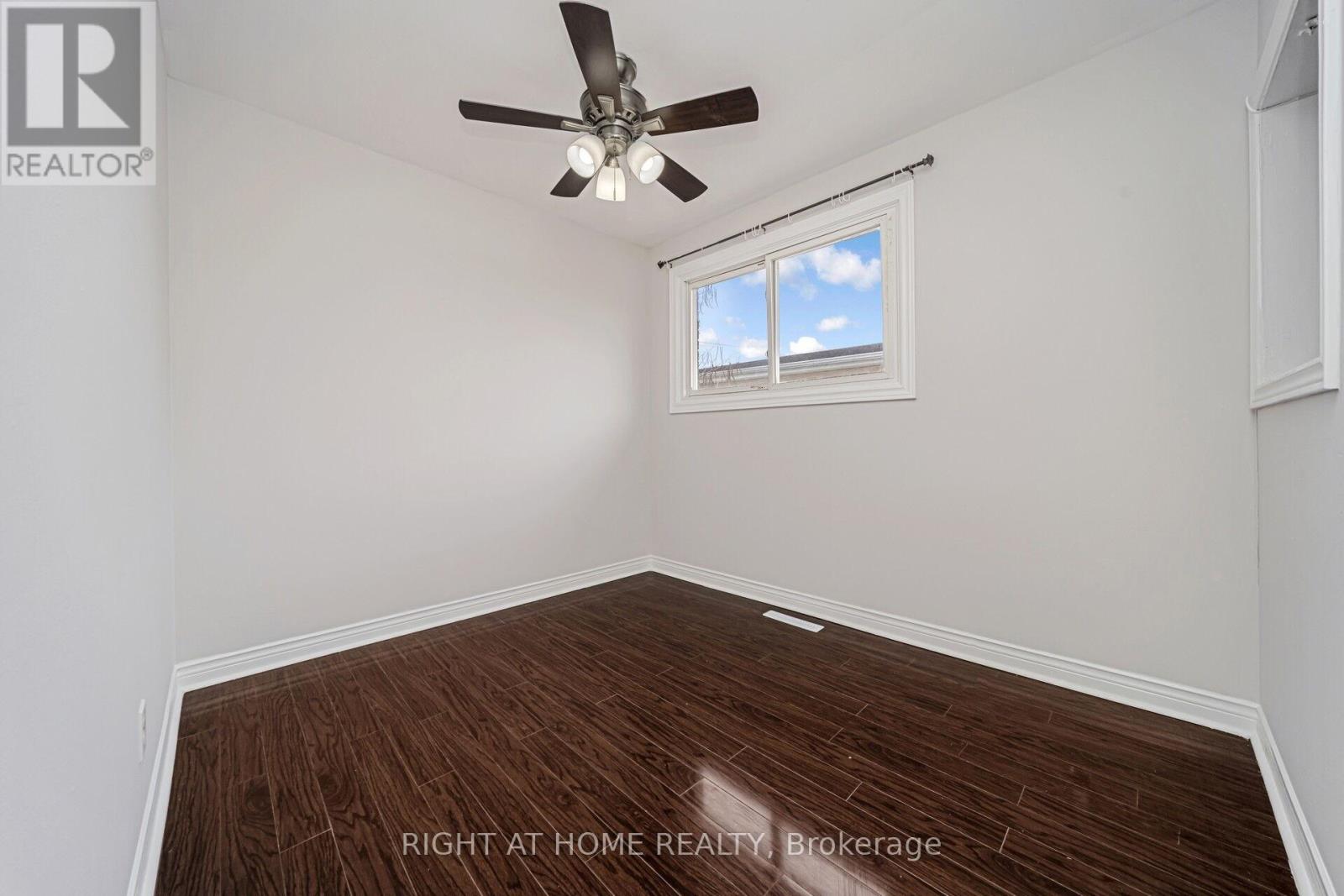 33 Stanley Court, Brampton, Ontario  L6Y 2B1 - Photo 18 - W12906464