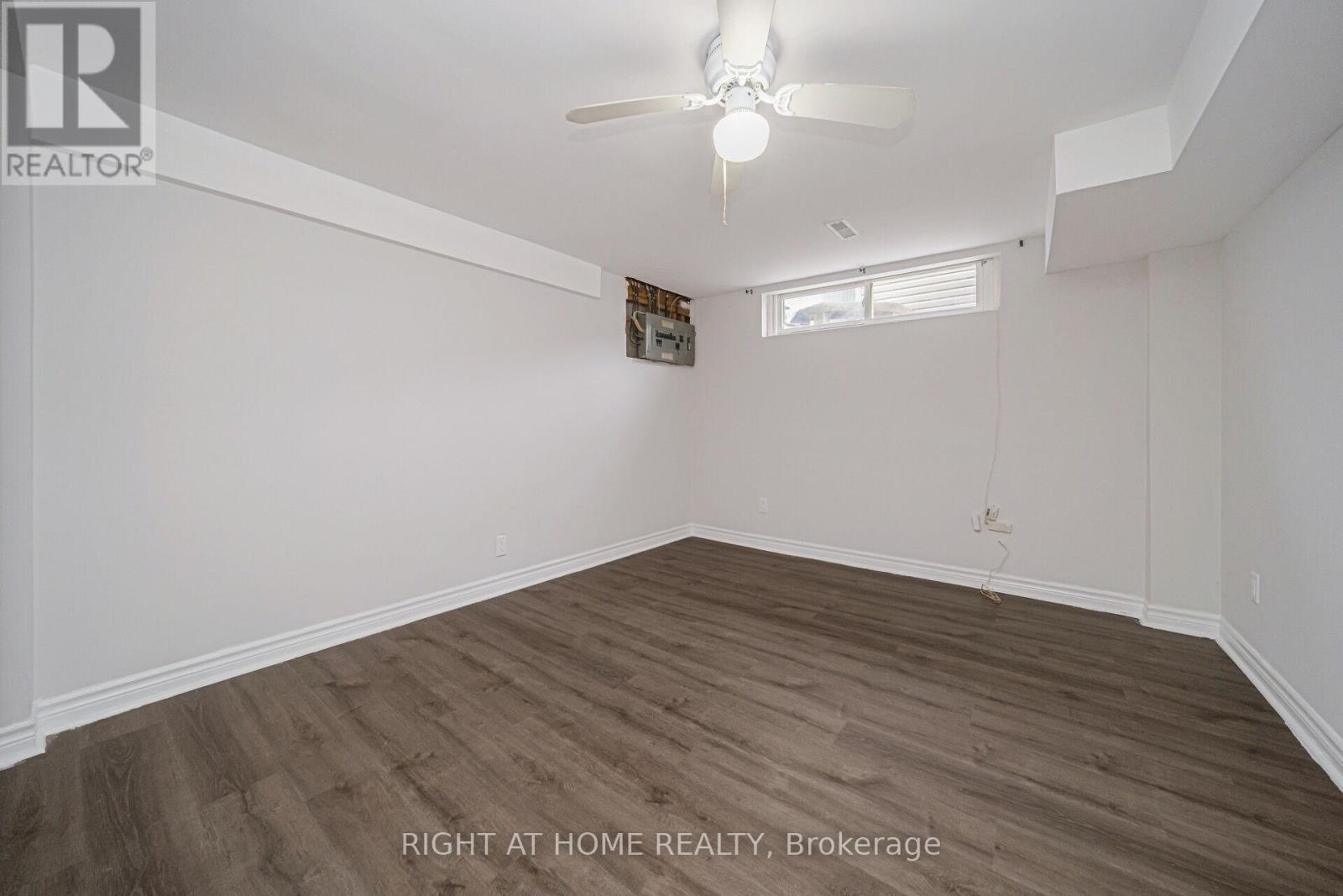 33 Stanley Court, Brampton, Ontario  L6Y 2B1 - Photo 35 - W12906464