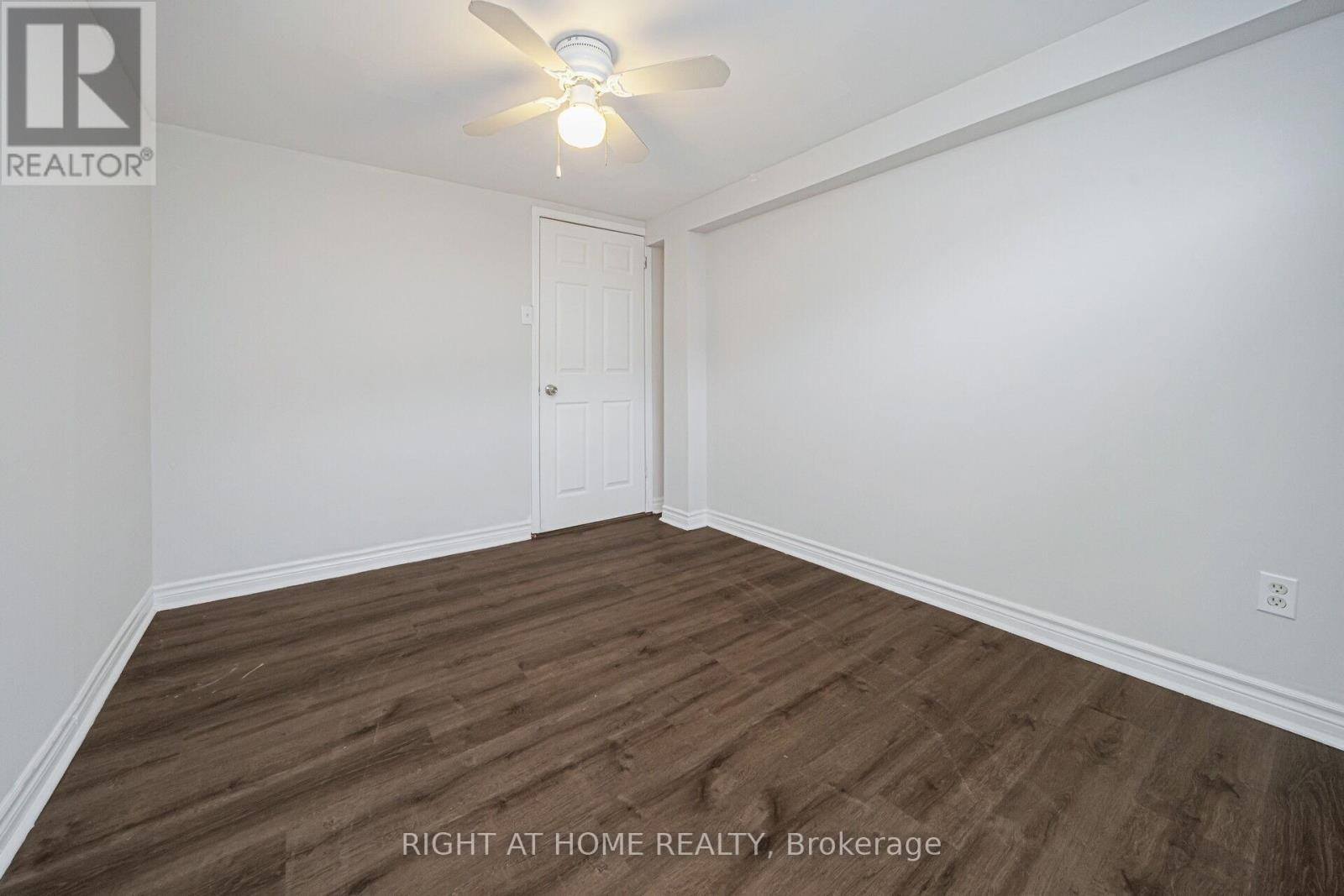 33 Stanley Court, Brampton, Ontario  L6Y 2B1 - Photo 38 - W12906464