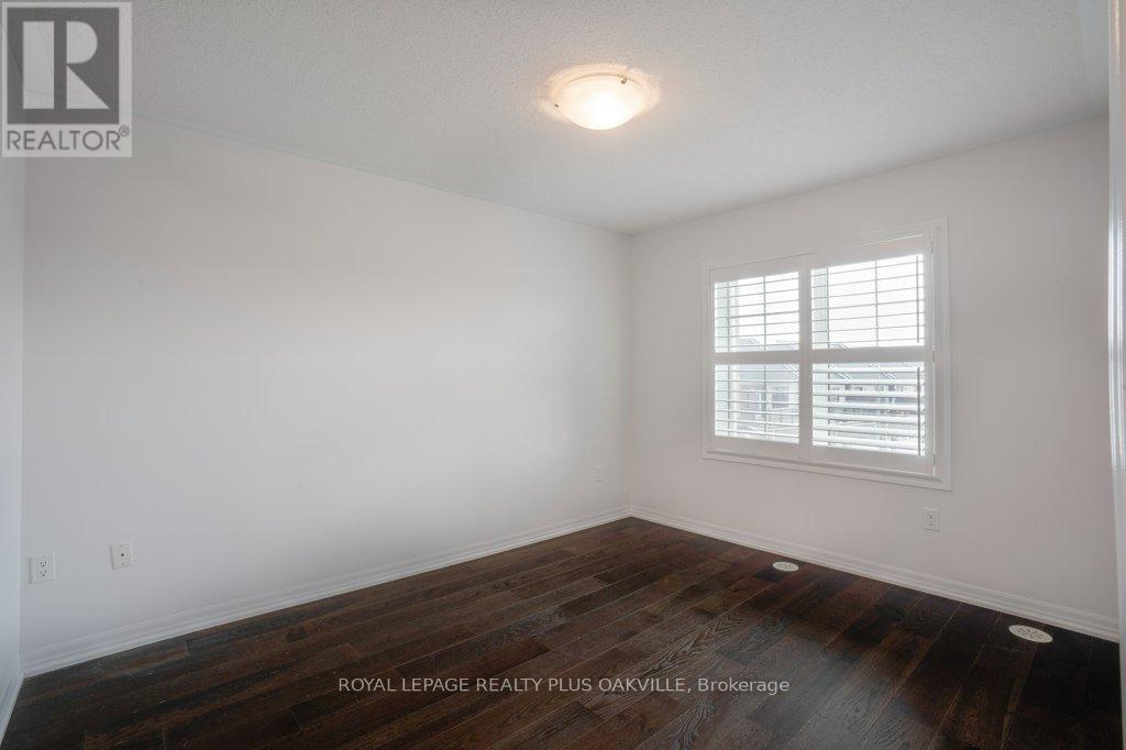 211 Betsy Drive, Oakville, Ontario  L6M 0V1 - Photo 31 - W12906468