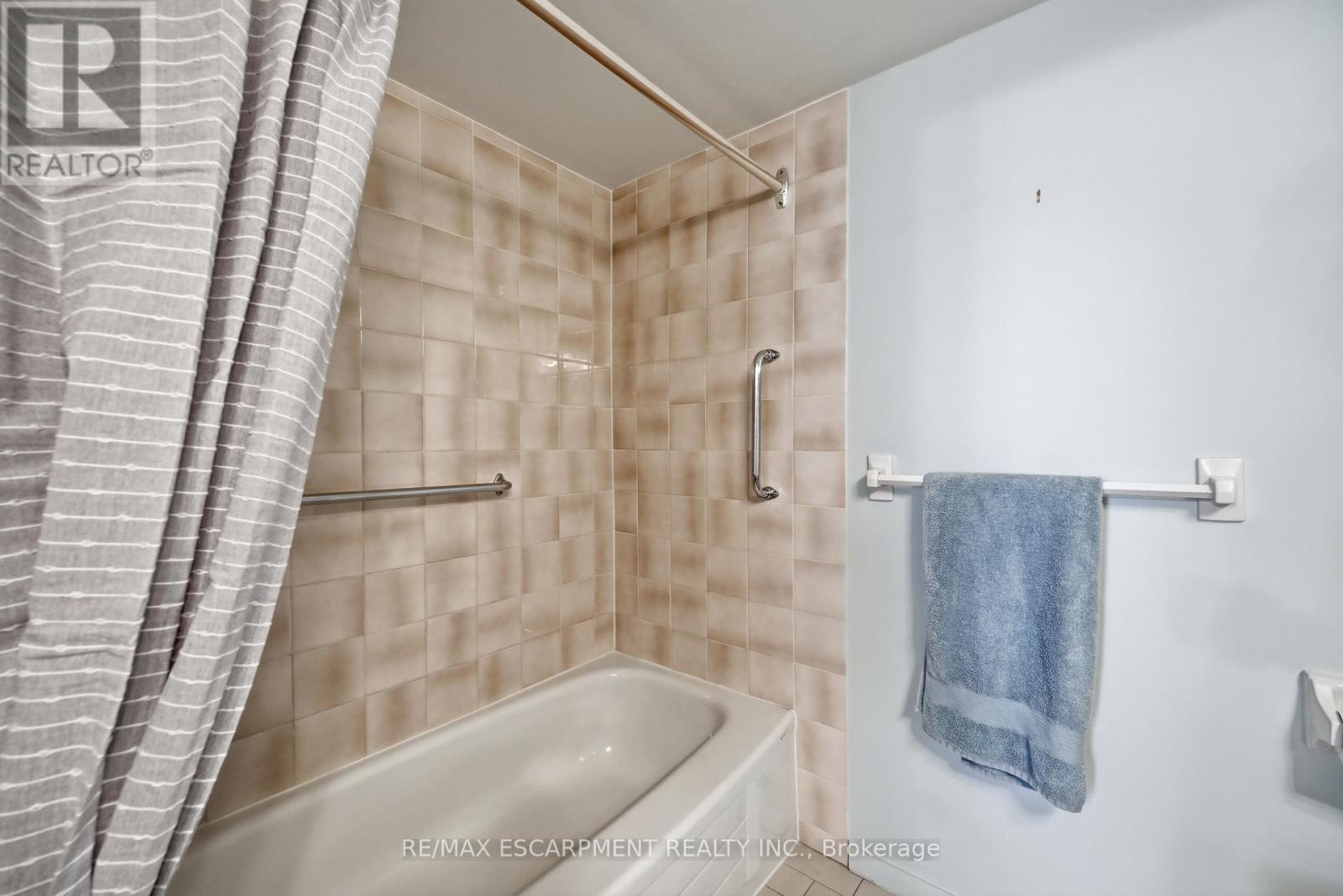 808 - 1270 Maple Crossing Boulevard, Burlington, Ontario  L7S 2J3 - Photo 28 - W12906474