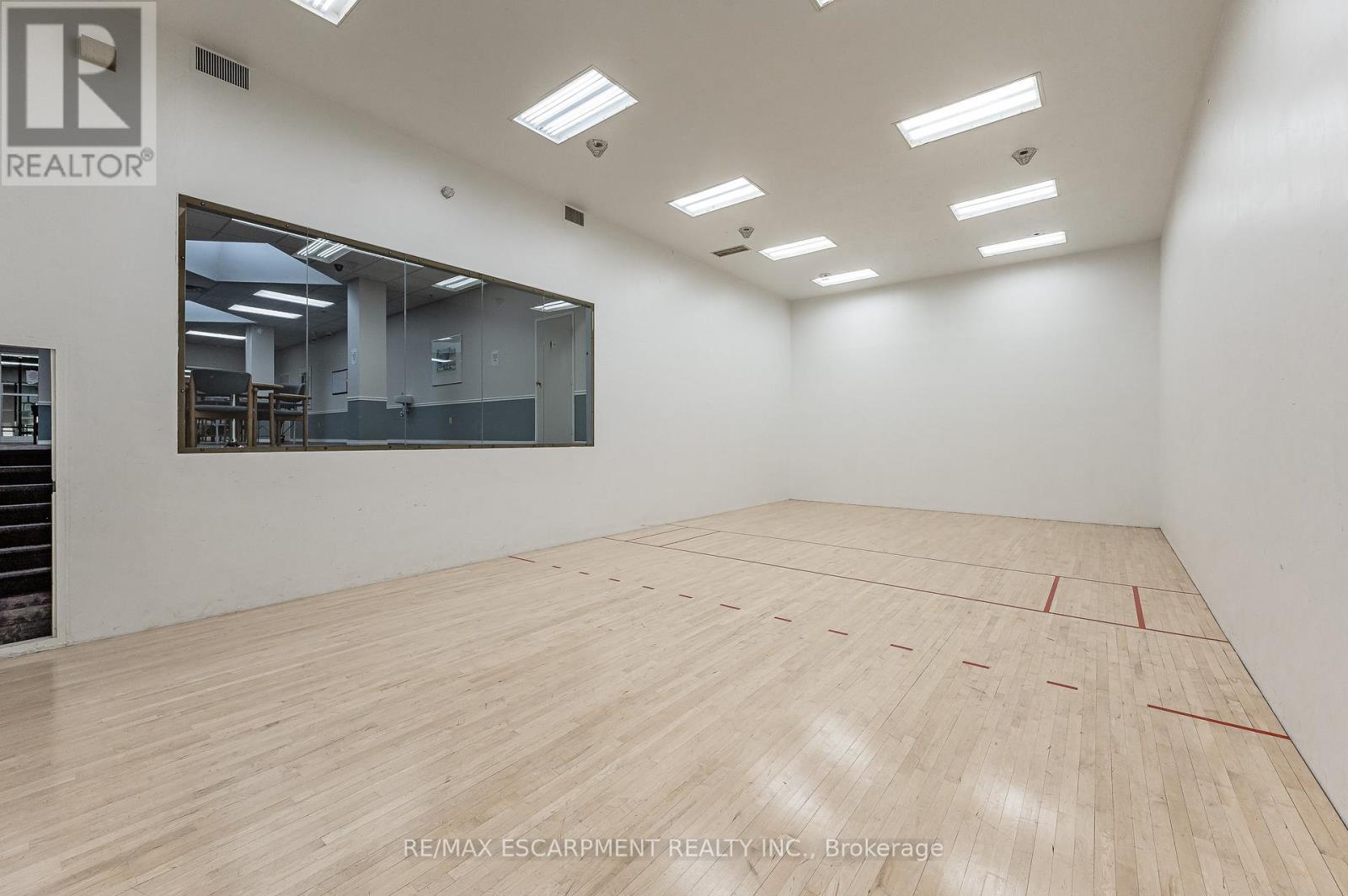 808 - 1270 Maple Crossing Boulevard, Burlington, Ontario  L7S 2J3 - Photo 34 - W12906474