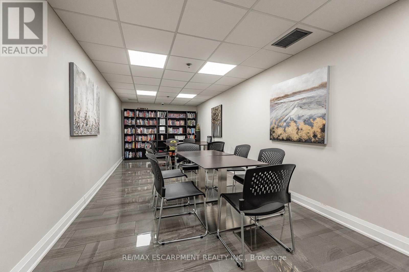 808 - 1270 Maple Crossing Boulevard, Burlington, Ontario  L7S 2J3 - Photo 38 - W12906474