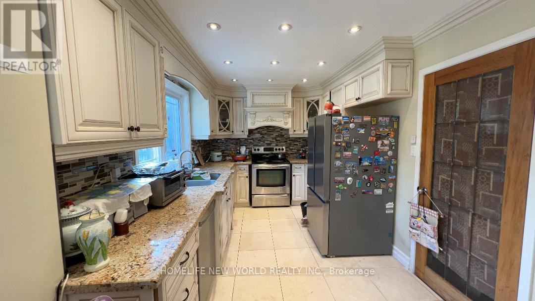 38 Marcelline King Room Crescent, Toronto, Ontario  M2K 2V7 - Photo 3 - C12659956