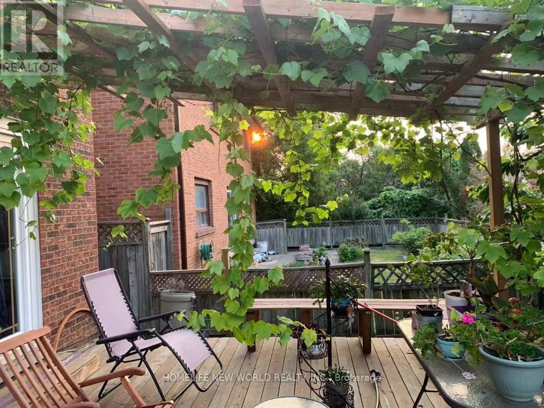 38 Marcelline King Room Crescent, Toronto, Ontario  M2K 2V7 - Photo 8 - C12659956