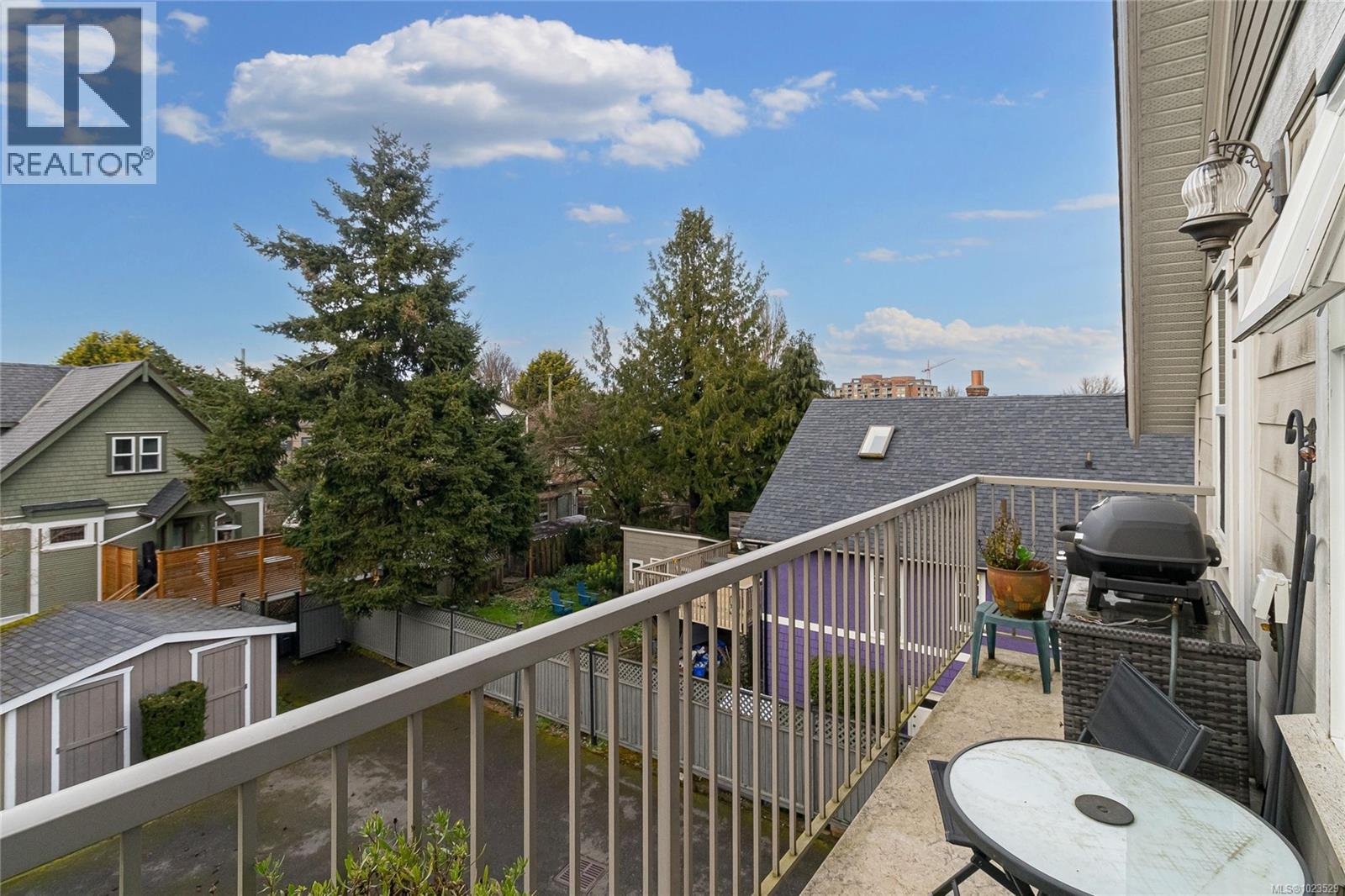 D 1216 Styles St, Victoria, British Columbia  V9A 3Z5 - Photo 32 - 1023529