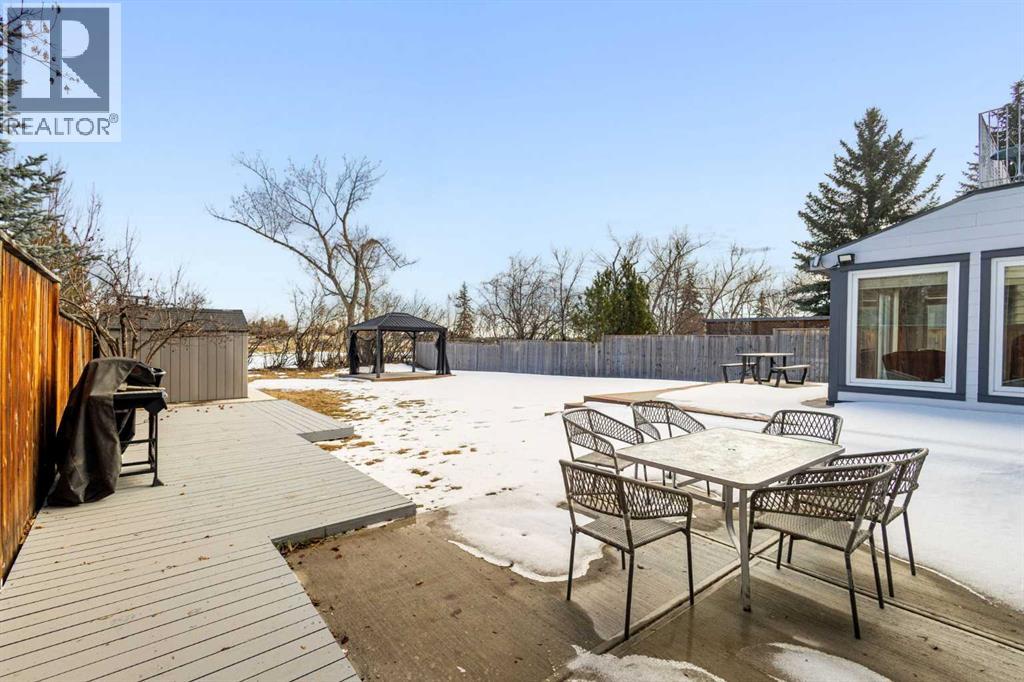 40 Wood Crescent SW, Calgary, Alberta  T2W 4B6 - Photo 47 - A2292469