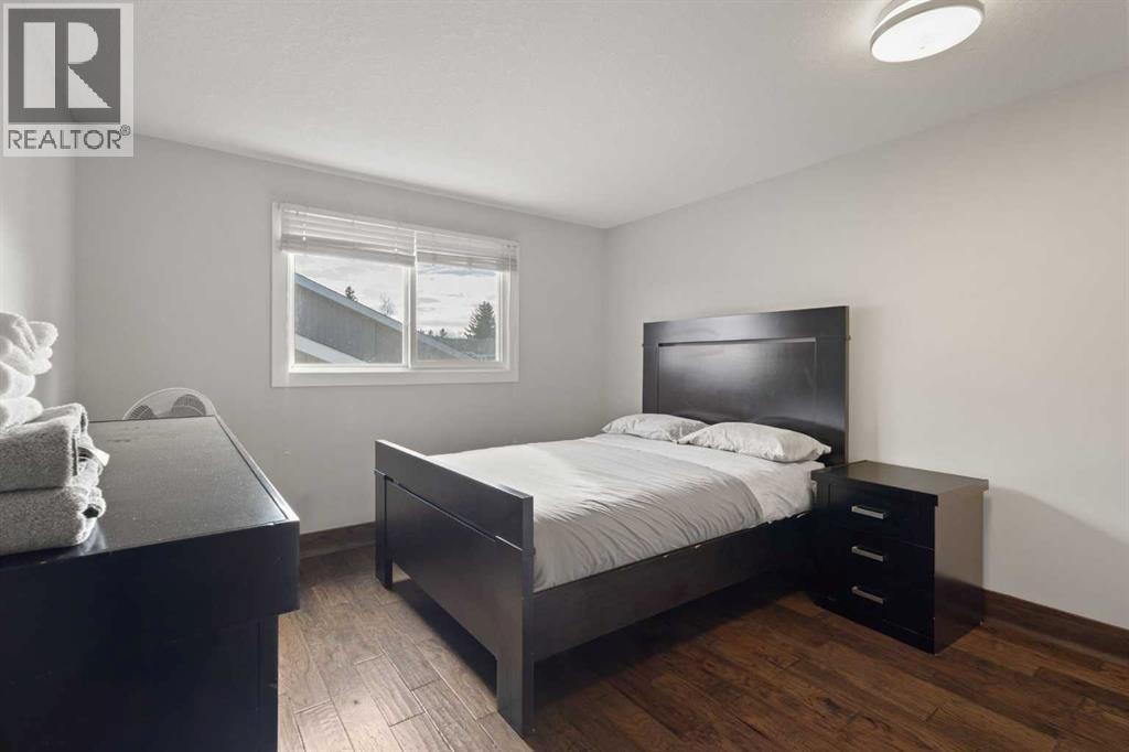 40 Wood Crescent SW, Calgary, Alberta  T2W 4B6 - Photo 32 - A2292469