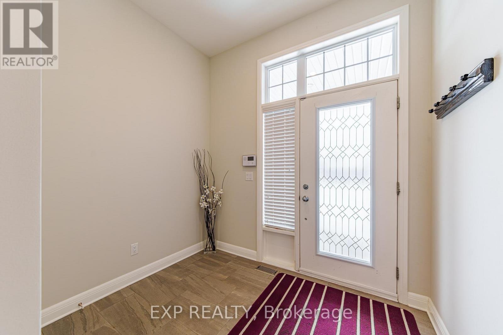 334 Kilspindie Ridge, Ottawa, Ontario  K2J 5M8 - Photo 3 - X12906524