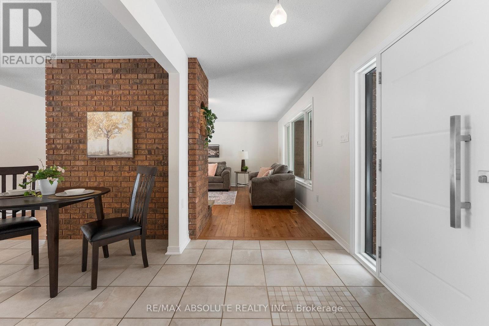 213 Calabogie Road, Mcnab/braeside, Ontario  K7S 3G8 - Photo 17 - X12906552