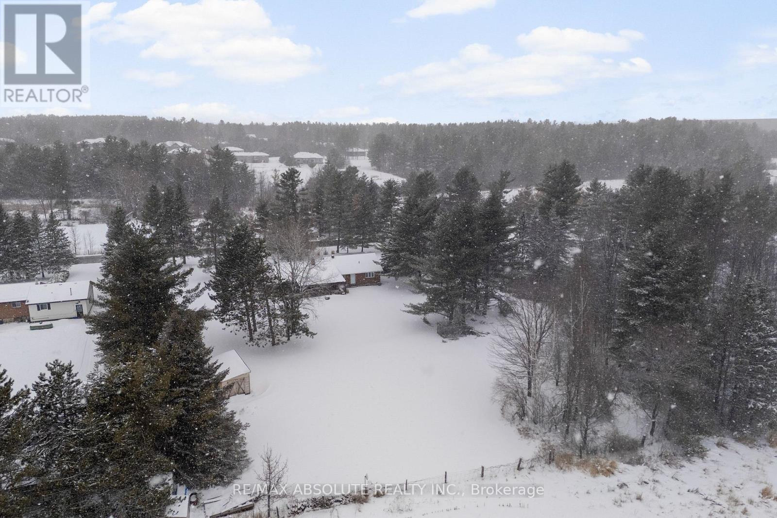 213 Calabogie Road, Mcnab/braeside, Ontario  K7S 3G8 - Photo 8 - X12906552