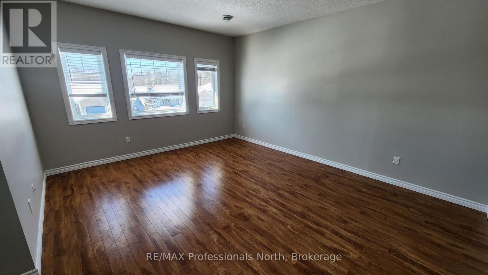 33 Goodwin Drive, Huntsville, Ontario  P1H 2R3 - Photo 14 - X12816742