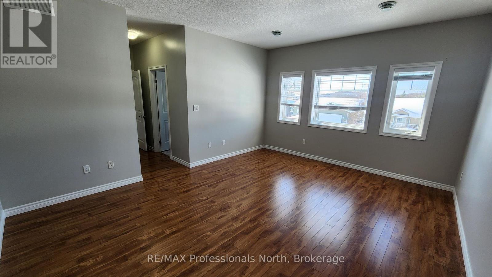 33 Goodwin Drive, Huntsville, Ontario  P1H 2R3 - Photo 15 - X12816742