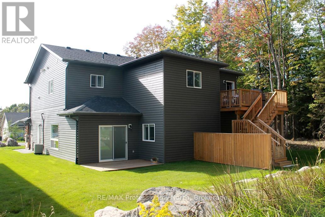 33 Goodwin Drive, Huntsville, Ontario  P1H 2R3 - Photo 2 - X12816742